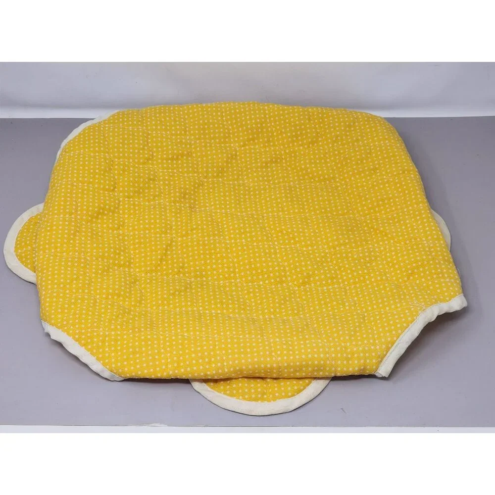 Vintage 2 Quilted Hot Dish‎ Carriers And 1 Kitchen Appliance Cover